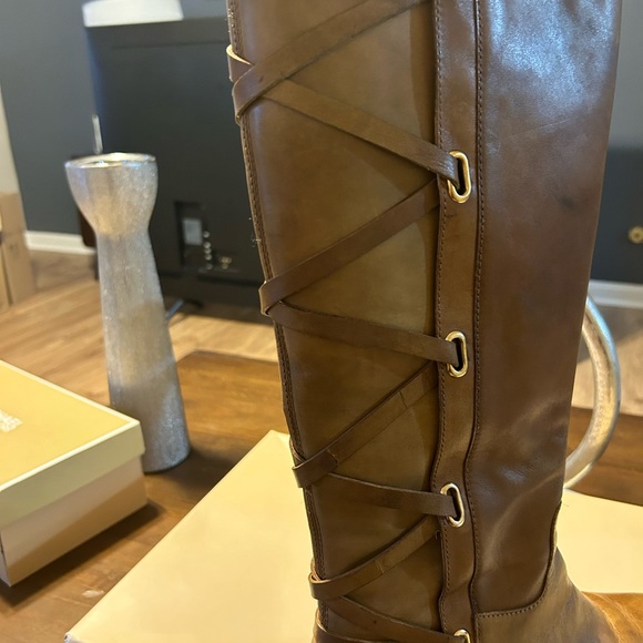 BCBG Boot - Picture 3 of 7